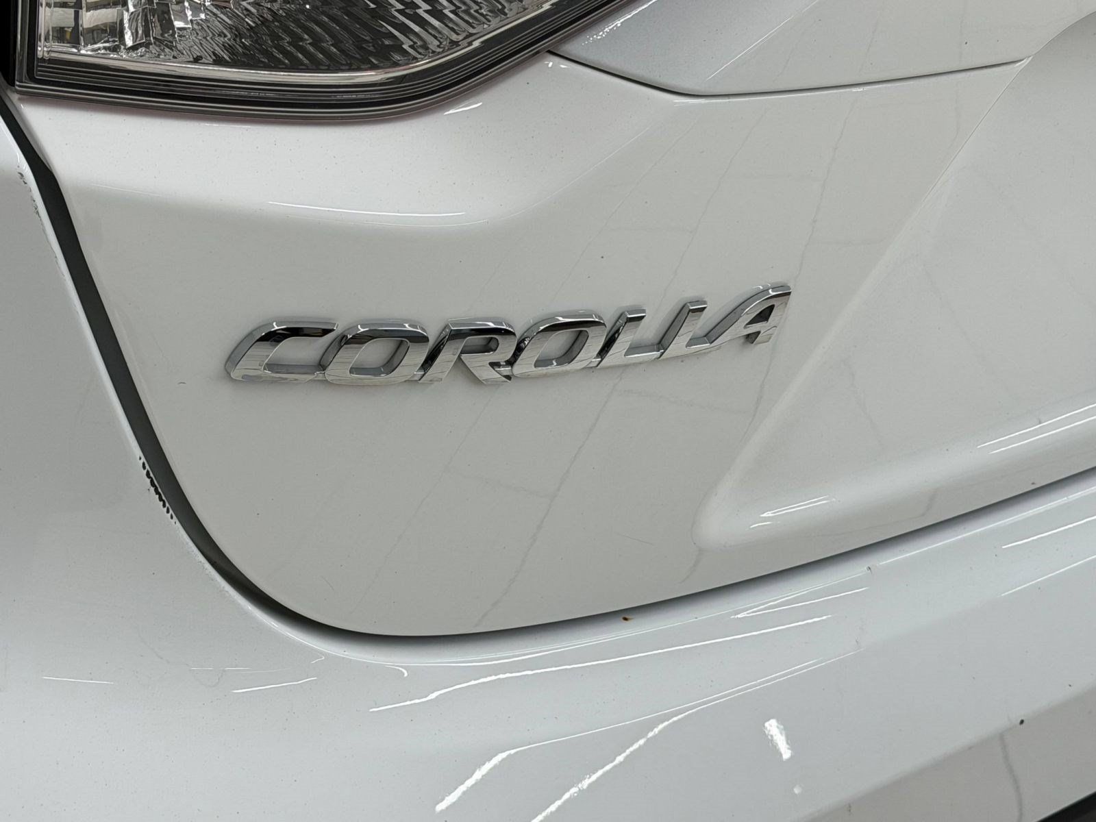 Used 2024 Toyota Corolla LE FWD image 30
