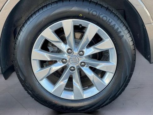 Used 2017 Buick Envision Essence w/ LPO, Cargo Package AWD/4WD image 8