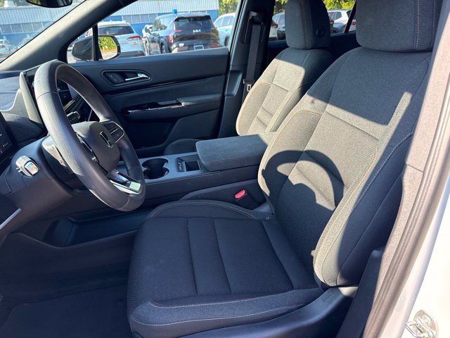 Used 2024 Honda Prologue EX image 12