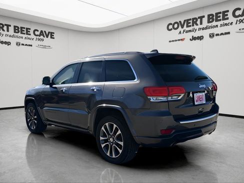 Used 2017 Jeep Grand Cherokee Overland image 6