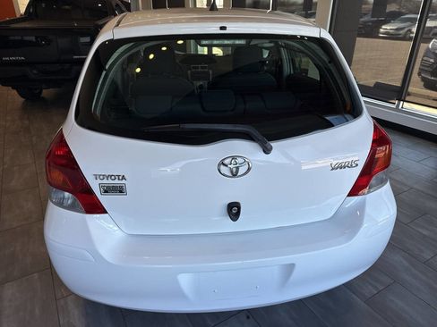 Used 2011 Toyota Yaris 4-Door Hatchback w/ PWR Pkg w/Steel Wheels image 6