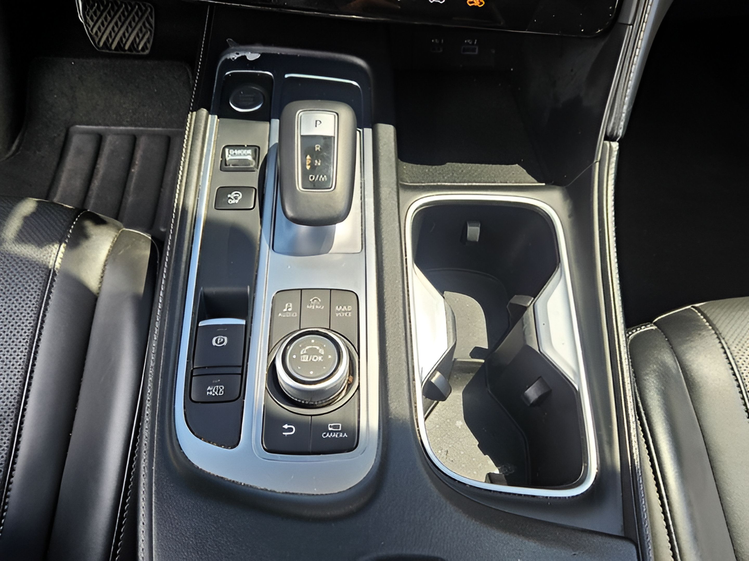 Used 2022 INFINITI QX60 Luxe w/ Cargo Package FWD image 16