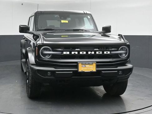 Certified 2025 Ford Bronco Outer Banks AWD/4WD image 2
