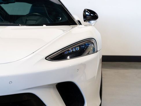 Used 2022 McLaren GT image 30