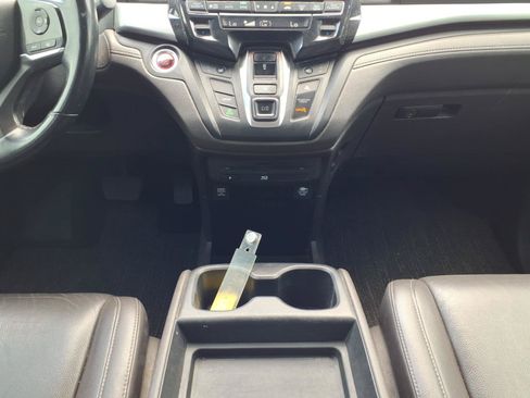 Used 2019 Honda Odyssey EX-L image 19