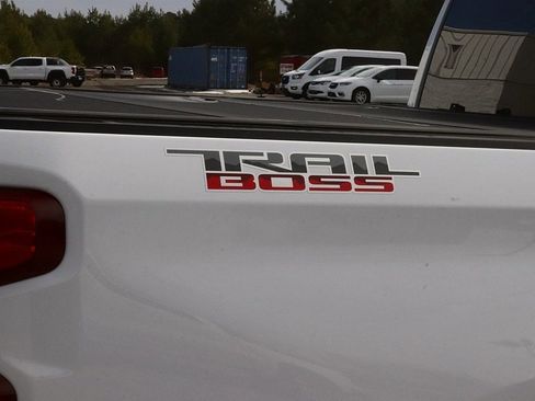 Used 2023 Chevrolet Silverado 1500 LT Trail Boss image 9