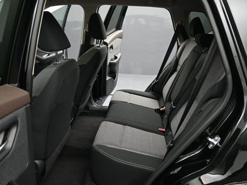 Used 2023 Nissan Rogue SV image 9