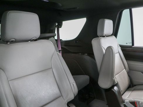 Used 2023 Chevrolet Tahoe LT w/ Luxury Package RWD image 32