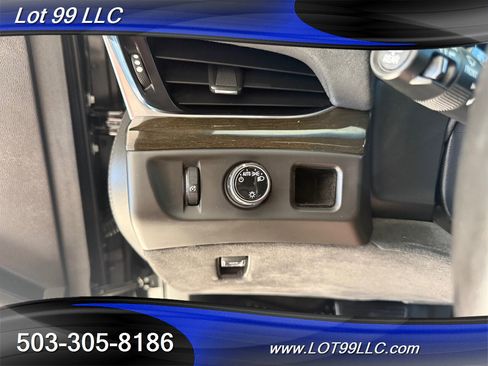 Used 2017 Cadillac Escalade Platinum image 38