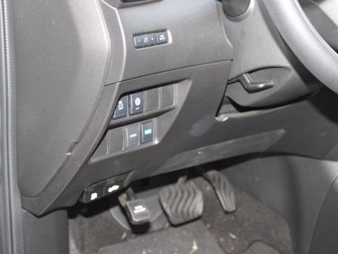 Used 2020 Nissan Rogue Sport S w/ Appearance Package image 21