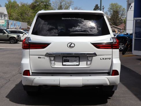 Used 2016 Lexus LX 570 4WD image 4