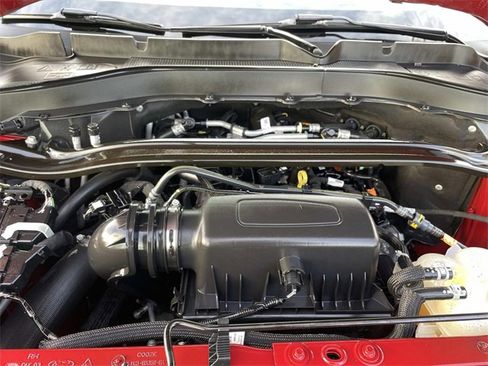 Used 2023 Ford Explorer Limited image 37