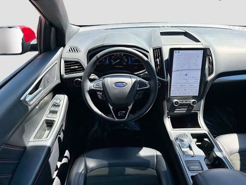 Used 2022 Ford Edge ST-Line image 23