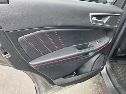 Certified 2023 Ford Edge ST-Line AWD/4WD image 42