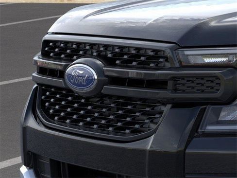 New 2025 Ford Ranger XLT w/ FX4 Off-Road Package image 39