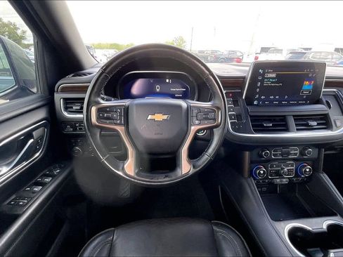 Used 2023 Chevrolet Tahoe High Country w/ Premium Package 2 AWD/4WD image 8