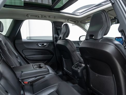 Used 2026 Volvo XC60 B5 Ultra w/ Protection Package Premier image 23