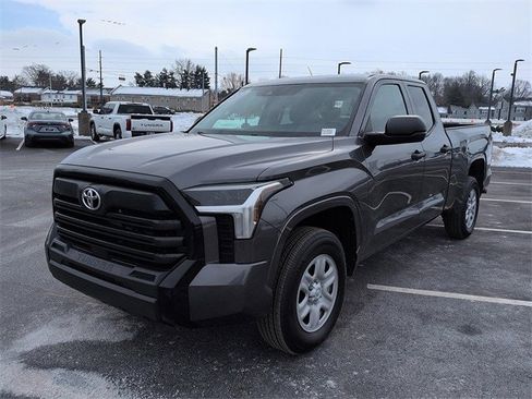 Used 2022 Toyota Tundra SR w/ SR Tow Package image 3