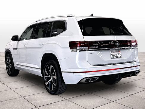 Certified 2026 Volkswagen Atlas SEL Premium R-Line AWD/4WD image 7
