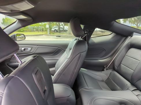 Used 2025 Ford Mustang GT Premium RWD image 16