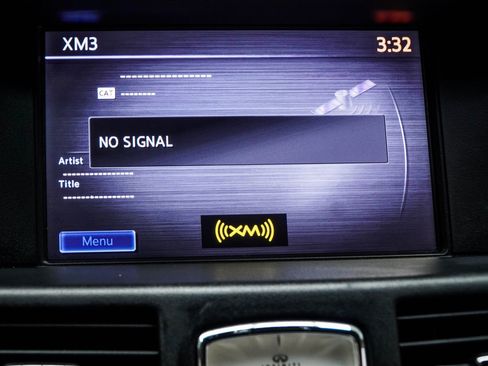 Used 2015 INFINITI Q70 3.7 RWD image 25