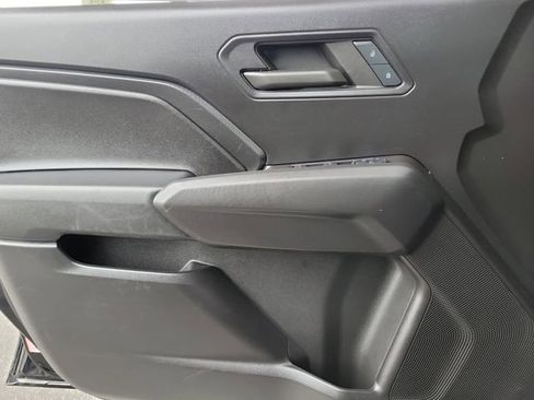 Certified 2024 Chevrolet Colorado W/T image 18