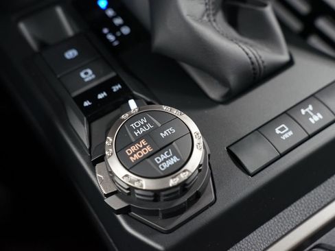 New 2026 Toyota 4Runner TRD Off-Road Premium image 25