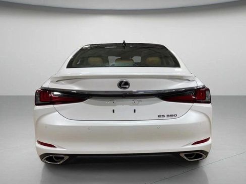 Used 2024 Lexus ES 350 Ultra Luxury image 4