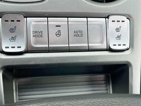 Used 2023 Hyundai Kona Limited w/ Cargo Package FWD image 21