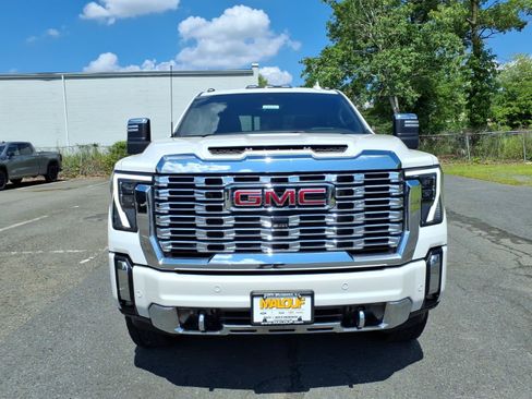 Certified 2024 GMC Sierra 2500 Denali w/ Denali Reserve Package AWD/4WD image 2