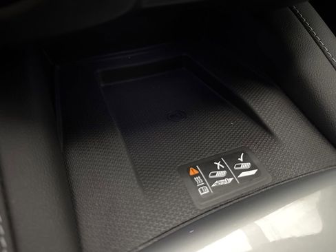 Used 2024 Chevrolet Blazer LT w/ Convenience Package image 35