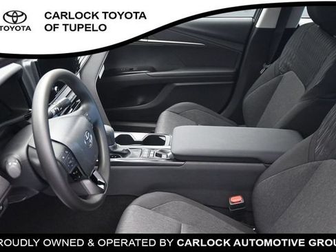 Used 2026 Toyota Camry LE FWD image 10