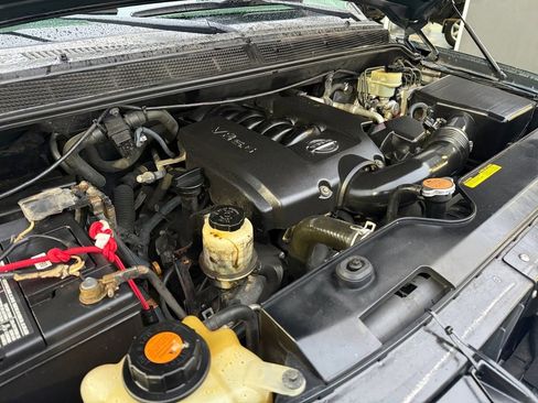 Used 2006 Nissan Titan SE image 31