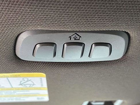 Used 2025 Ford F150 King Ranch w/ FX4 Off-Road Package image 37