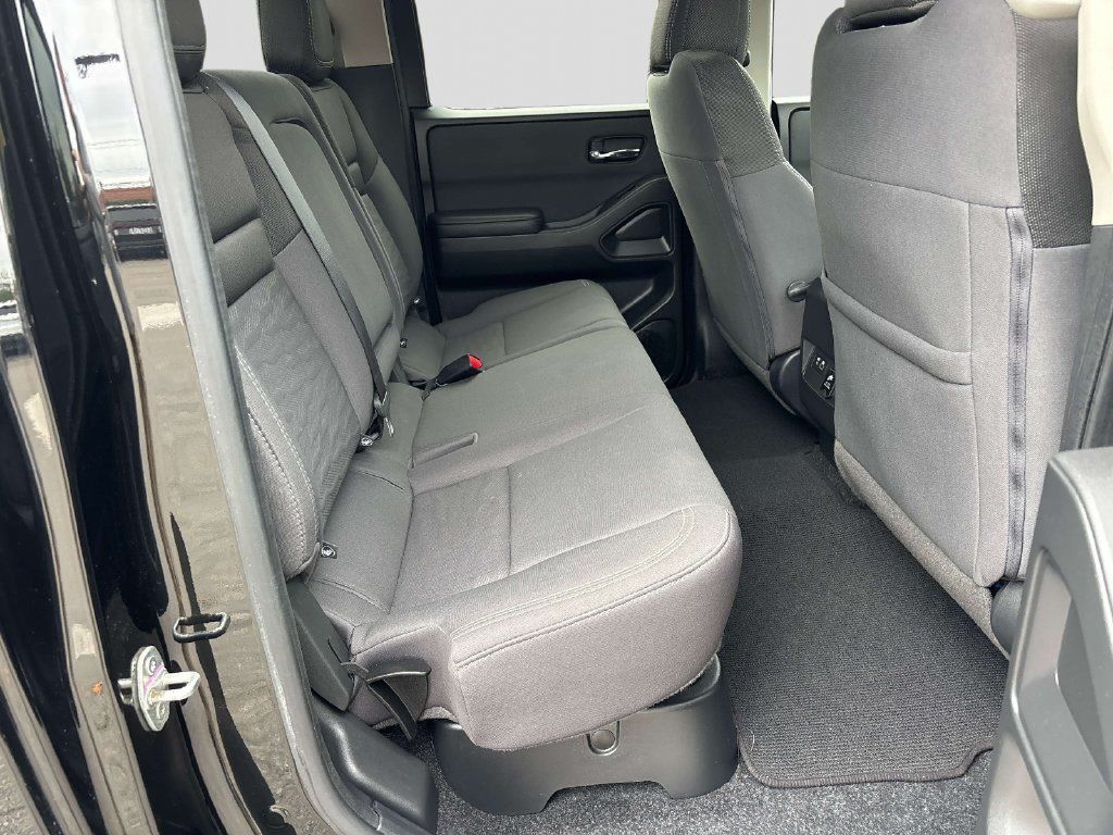 Certified 2024 Nissan Frontier SV w/ SV Convenience Package AWD/4WD image 14