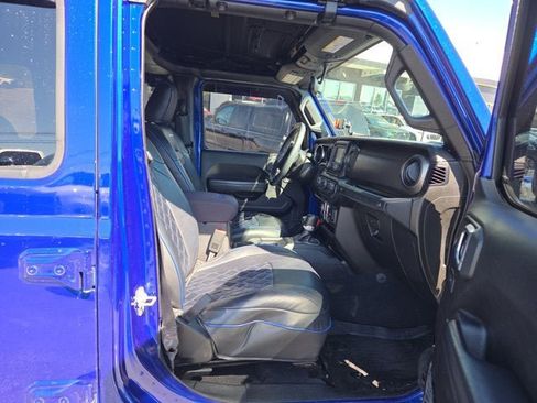 Used 2019 Jeep Wrangler Unlimited Sport S AWD/4WD image 14