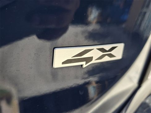 Used 2024 Kia Telluride SX image 17