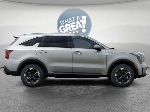 New 2026 Kia Sorento S AWD/4WD image 7