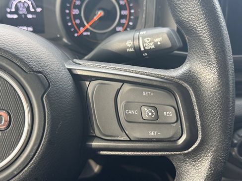 Used 2025 Jeep Gladiator Sport AWD/4WD image 22