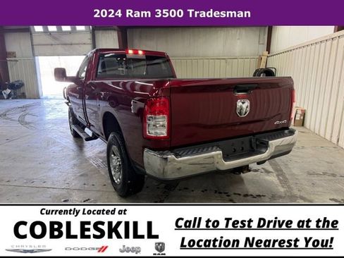 Used 2024 RAM 3500 Tradesman w/ Chrome Appearance Group AWD/4WD image 6