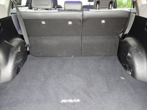 Used 2014 Toyota RAV4 Limited AWD/4WD image 9