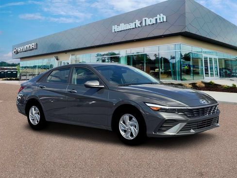 New 2026 Hyundai Elantra SE FWD image 10