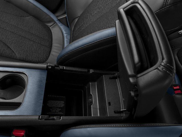 Used 2016 Chrysler 200 S FWD image 17