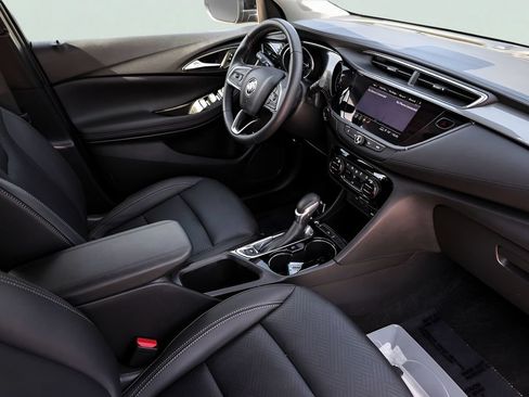 Used 2023 Buick Encore GX Essence w/ Experience Buick Package FWD image 33
