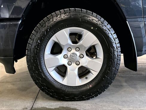 Used 2021 RAM 1500 Big Horn image 7