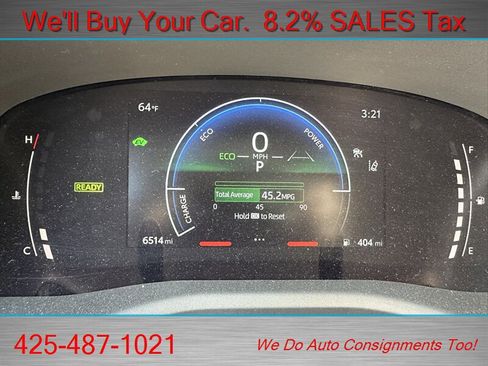 Used 2025 Toyota Camry LE image 10