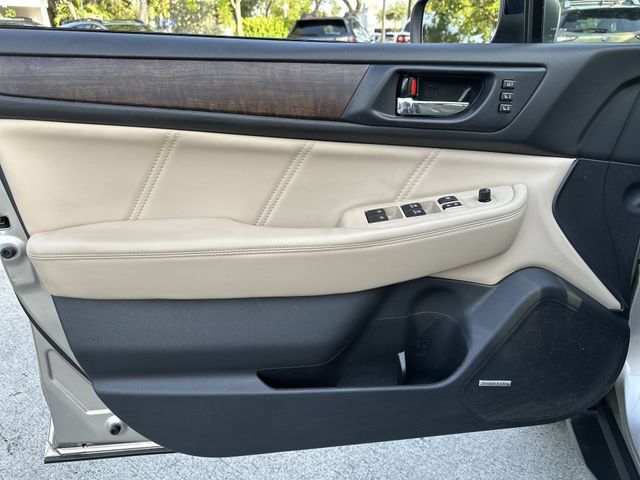 Used 2019 Subaru Outback 2.5i Limited AWD/4WD image 13