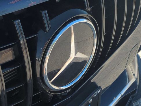 Used 2018 Mercedes-Benz GLS 63 AMG 4MATIC image 32