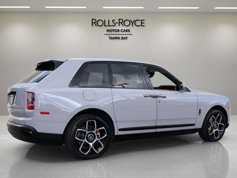 Certified 2023 Rolls-Royce Cullinan Black Badge image 2