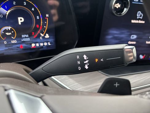 New 2026 Chevrolet Suburban LT w/ Comfort Package image 22